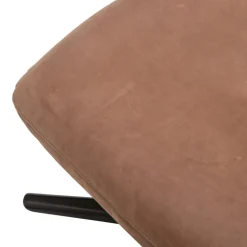 Hocker Caruzzo