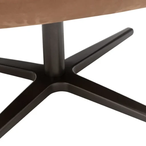 Hocker Caruzzo