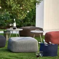 Hocker Divine
